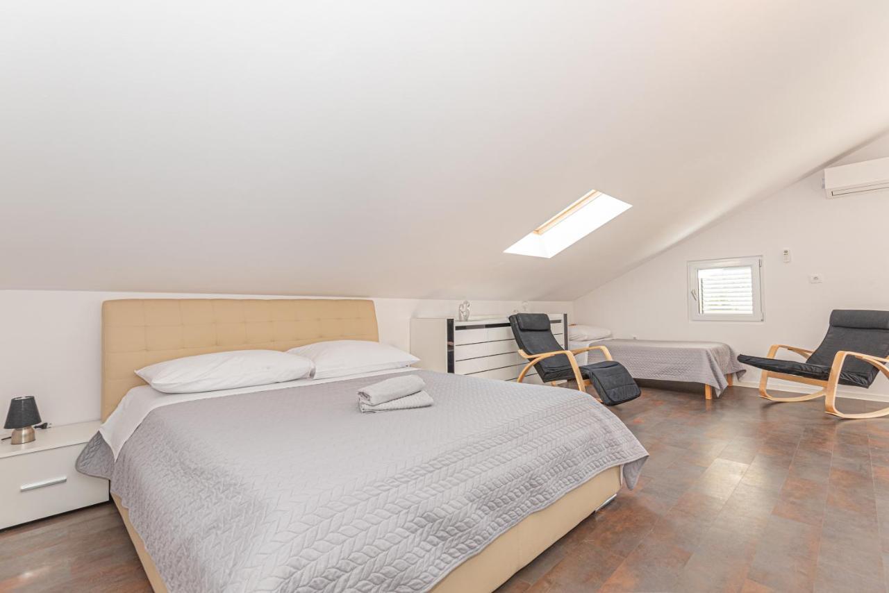 Apartment Sun Spalato Mastrinka Vinišće